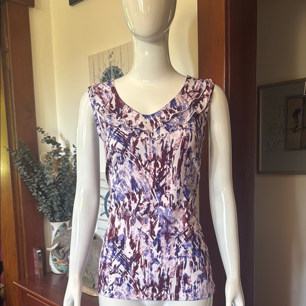 NWT northern reflections size small Abstract Print Sleeveless Top